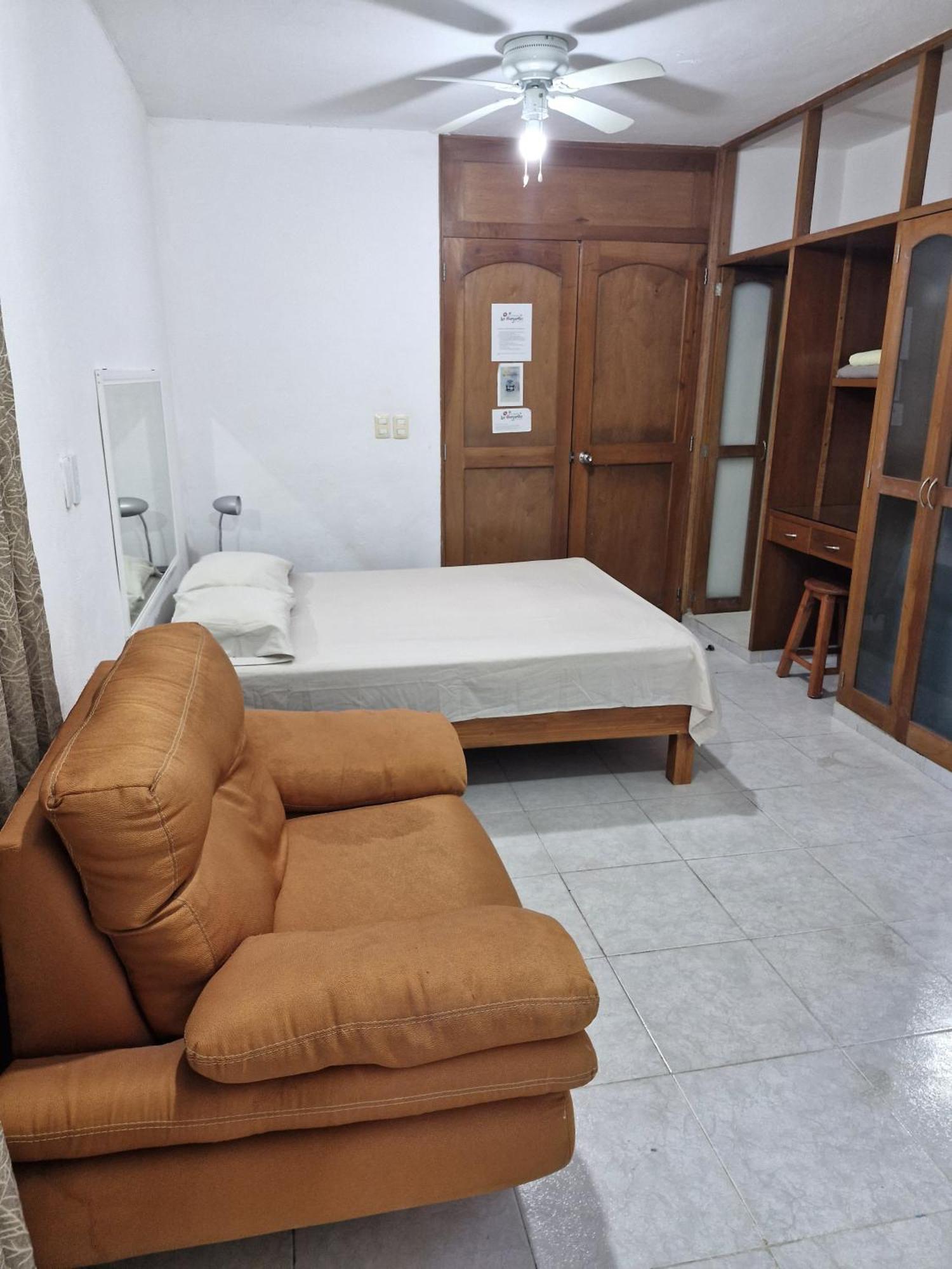 Las Margaritas Casa De Huespedes Apartment Канкун Екстериор снимка